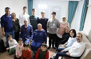 Cumhuriyet İlkokulu ‘I’ Şubesi Hakkı Öğretmen’in...