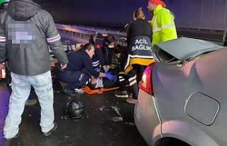 D-100’de peş peşe kaza: Motosiklet sürücüsü...