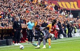 Davinson Sanchez cezalı duruma düştü