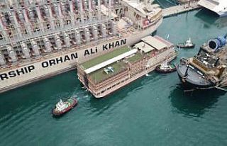 Deprem bölgesinde görevini tamamlayan yaşam gemisi...