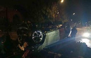 Diyarbakır’da otomobil takla attı: 2 yaralı