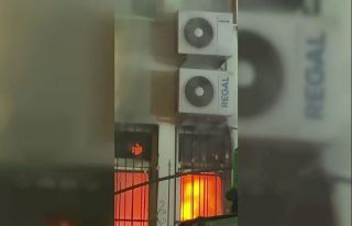 Düğünde atılan havai fişek okulda yangına neden...