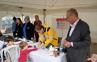 ’Dünya Diyabet Günü’nde şeker ölçümü yaptılar