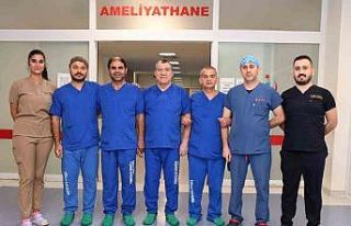 Dünyaca ünlü ortopedi hekiminden Alanya’da 5...