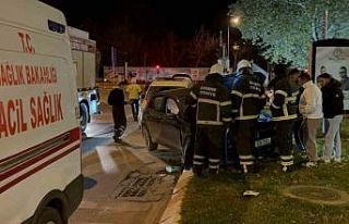 Edirne’de otomobil refüje çıktı: 1 yaralı