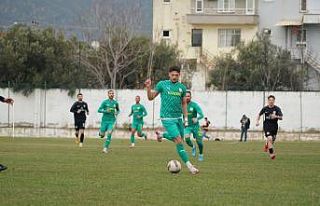 Edremitspor lideri evinde 1-0 mağlup etti