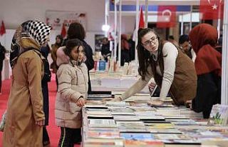 Elazığ Kitap Fuarı’na vatandaşların ilgisi...