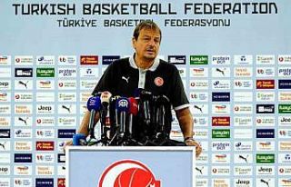 Ergin Ataman: "Avrupa basketbolunda bu tip pencere...