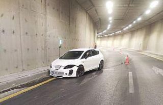 Erkenek tünelinde kaza: 2 yaralı