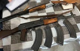 Erzincan polisinden silah ticareti ve nitelikli dolandırıcılık...