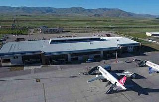 Erzurum’da 10 ayda 984 bin 942 kişi uçtu