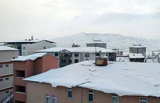 Erzurum’da kış yüzünü göstermeye başladı