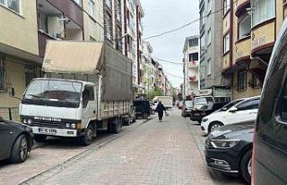 Esenyurt’ta iki komşu arasında park yeri kavgası:...