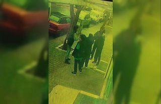 Esenyurt’ta markette müşteri ile çalışan arasında...