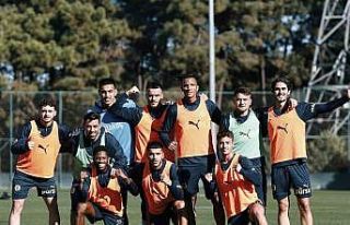 Fenerbahçe, Kayserispor maçı hazırlıklarını...