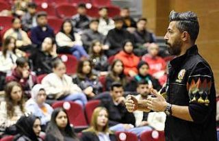 GAÜN’de En İyi Narkotik Polisi Anne Projesi kapsamında...