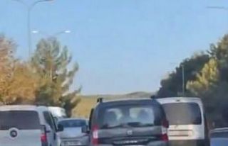 Gaziantep’te makas atan sürücü trafiği tehlikeye...