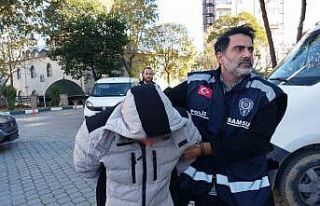 Geceleyin lokantaya girip çaldığı parayla içki...