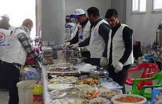 Gercüş’te Filistinliler yararına yardım etkinliği