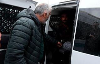 Hapis cezasıyla aranan şahıs, yarım saatlik kovalamaca...