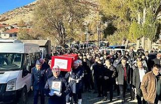 Hayatını kaybeden emekli astsubay son yolculuğuna...