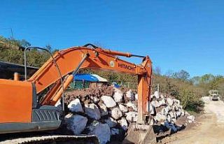 Heyelanla mücadele devam ediyor