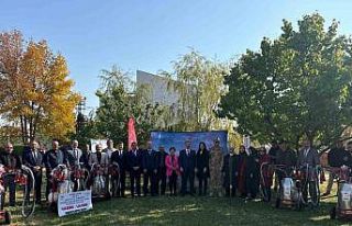 Iğdır’da üreticilere süt sağım makineleri...