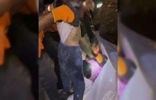 İsrail Gazze’de bir evi vurdu: Çoğu kadın ve...