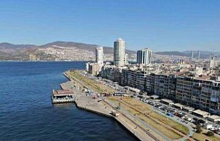 İzmir Kordon’da taşkınlara karşı kurulan beton...