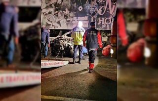 İzmir’de freni boşalan kamyon 7 aracı biçti:...