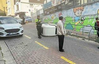 Kağıthane’de elektrikli mini otomobil kaldırıma...