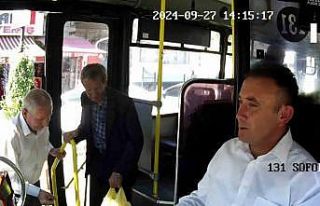 Kapısı açık otobüsten düşen şahıs, 37 gün...