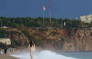 Kar, yağmur, güneş: Antalya 4 saatte 3 mevsimi...