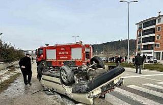 Kastamonu’da Fiat-Tofaş araç takla attı: 2 yaralı