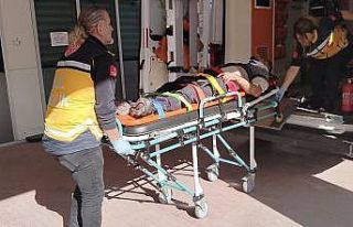 Kavşakta feci kaza: 5 yaralı