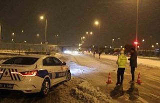 Kayseri-Malatya karayolu 8 saattir ulaşıma kapalı