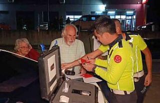 Kırmızı ışık ihlali yapan İsviçreli sürücü...