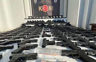 Kocaeli’de iki otomobilde ve tankerde 248 ruhsatsız...