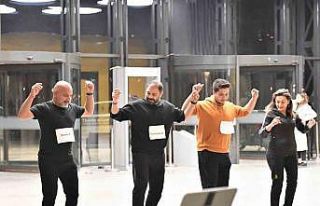 Konyaaltı Belediyesi Halk Oyunları Topluluğu yeni...