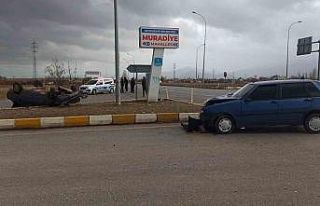 Konya’da iki otomobil çarpıştı: 1 yaralı