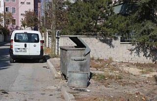 Konya’da yeni doğmuş bebeği çöpe bıraktılar