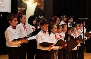 Kütahyalı miniklerden Türk Halk Müziği konseri