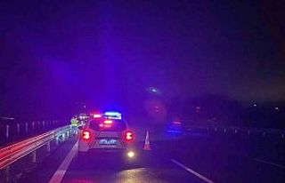 Kuzey Marmara’da araç bariyerlere girdi: 2 yaralı