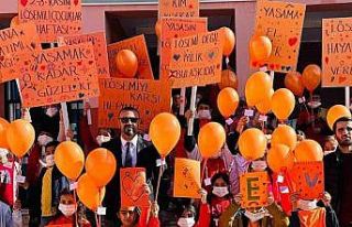 Lösemili çocuklar haftasında ‘Turuncu yürüyüş’...