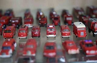 Makam odasını çocuklar için müzeye çevirdi