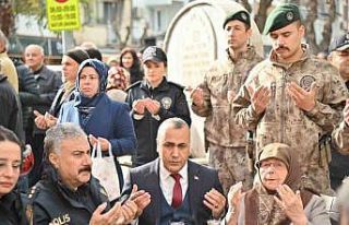 Manisalı Şehitler Hikmet Onan ve Hasan Akoral dualarla...