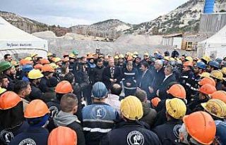 Mansur Yavaş’tan grevdeki maden işçilerine destek...