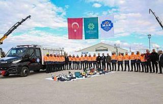 Meram Belediyesi arama kurtarma ekibi kurdu