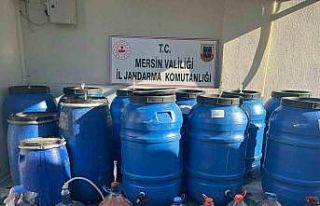 Mersin’de 3 ton sahte içki ele geçirildi