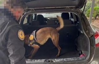 Mersin’de otomobilin stepnesinde 4 kilo 218 gram...